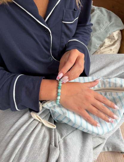 Bredt perle armbånd i turkise nuancer